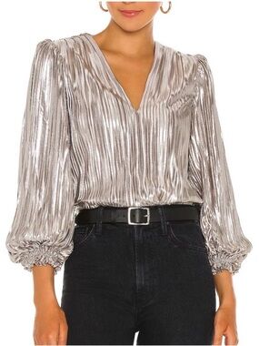 Saloni Silver Plisse Silver Champagne Pleated Blouson Blouse Top NWOT Size 2